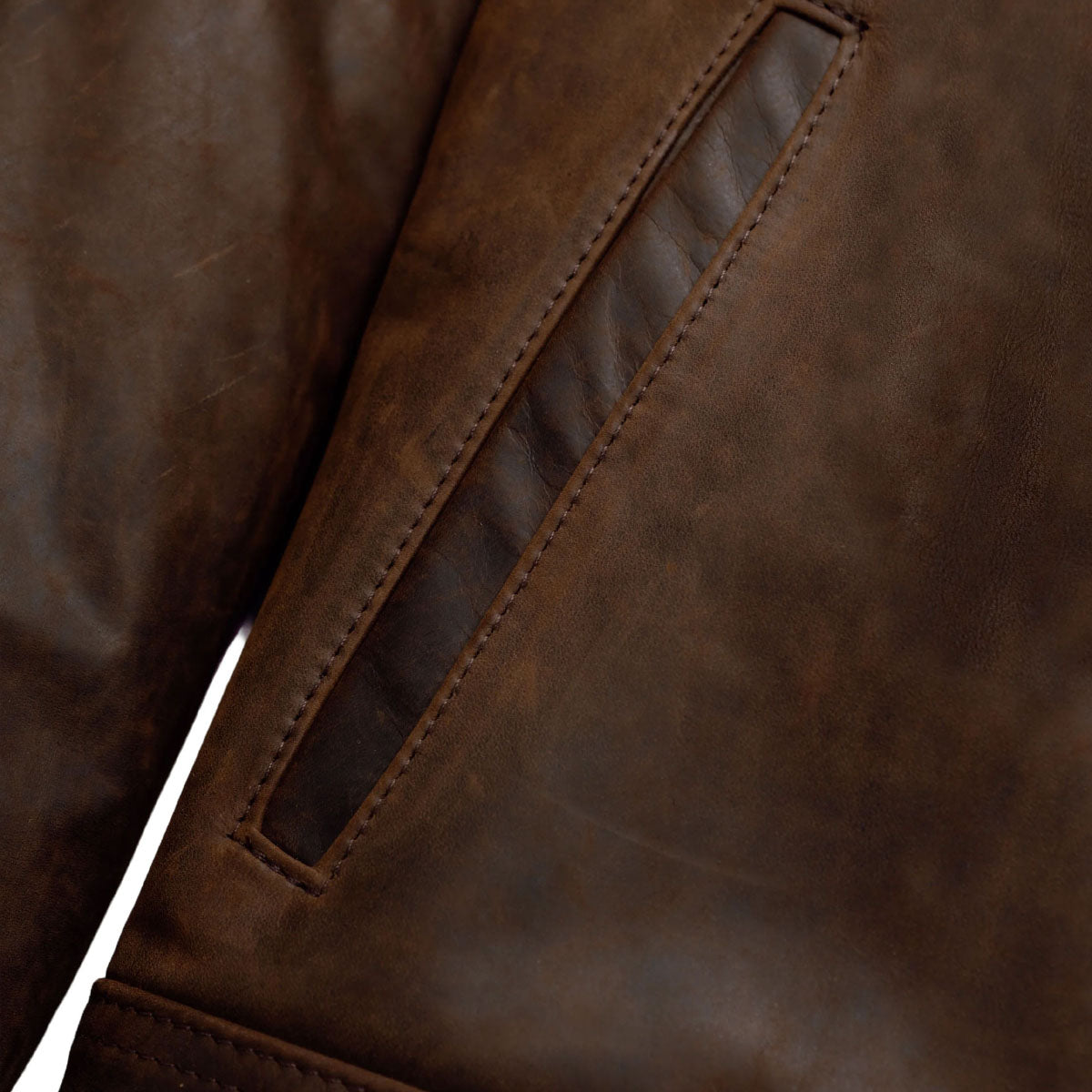 592 LIGHTWEIGHT COWHIDE TRUCKER JACKET - BROWN