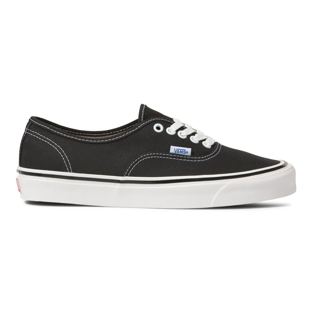 AUTHENTIC 44 DX - BLACK